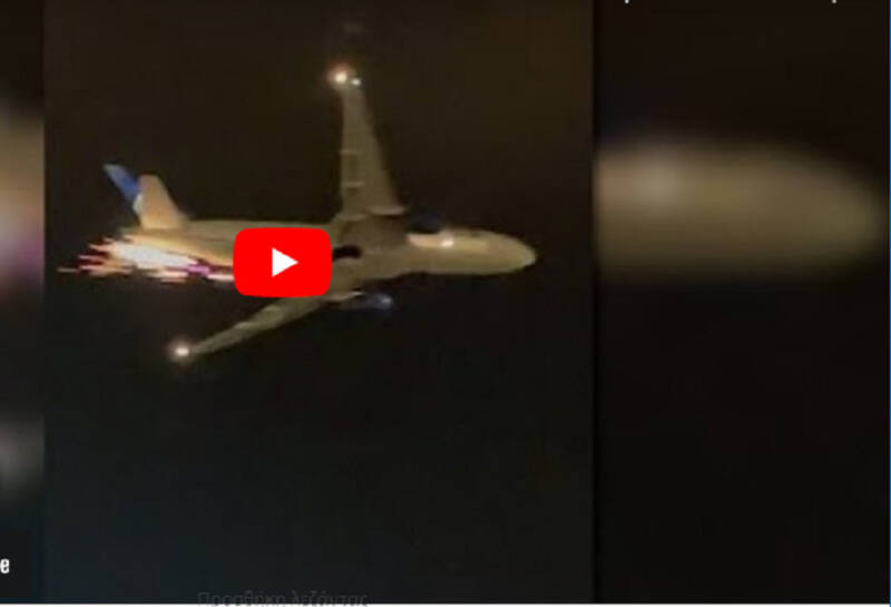  Θρίλερ με φλεγόμενο Boeing – Το τρομακτικό βίντεο (vid)
