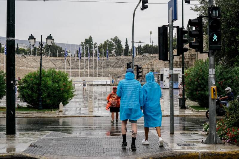  Φθινόπωρο: Βροχές και στην Αθήνα μετά το μεσημέρι – Προσοχή σε Χαλκιδική, Σποράδες, Θεσσαλία