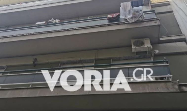  Δολοφονία στη Θεσσαλονίκη: Βρέθηκε σκεπάρνι κρυμμένο στο μπαλκόνι