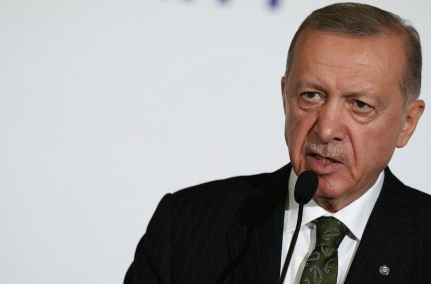  Ερντογάν: “Κάποιοι δεν μπορούν ακόμη να χωνέψουν την Οθωμανική Αυτοκρατορία”