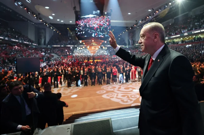  Ερντογάν: “Η Τουρκία θα γίνει ένα από τα 10 μεγαλύτερα κράτη του πλανήτη” – “Ο αιώνας της Τουρκίας”
