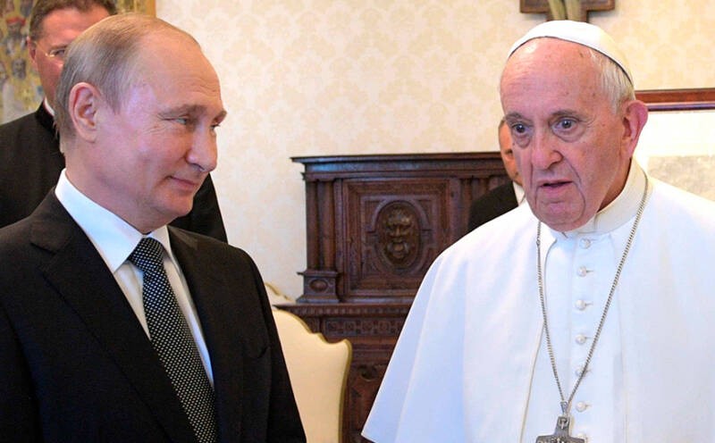  Ο Πάπας Φραγκίσκος παρακάλεσε τον Πούτιν να σταματήσει το σπιράλ βίας και θανάτου