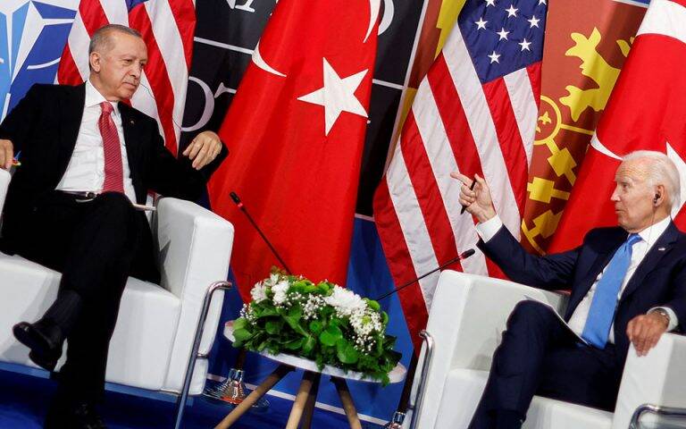  Ανάλυση: Ο Ερντογάν στο τραπέζι της Πράγας για “πολιτική κοινότητα”!- Πιέσεις ΗΠΑ για διάλογο με ατζέντα τις …”διαφορές” Ελλάδας-Τουρκίας;- Τα υπέρ και οι κίνδυνοι