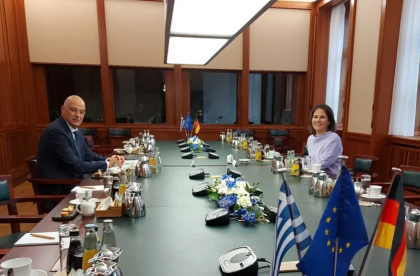  Συνάντηση Δένδια με Μπέρμποκ:”Διαρκής ενημέρωση” των υπουργών της ΕΕ για την τουρκική προκλητικότητα