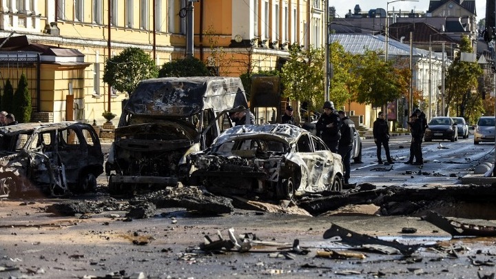  Σειρήνες ηχούν στο Κίεβο – Προειδοποίηση για αεροπορικό βομβαρδισμό