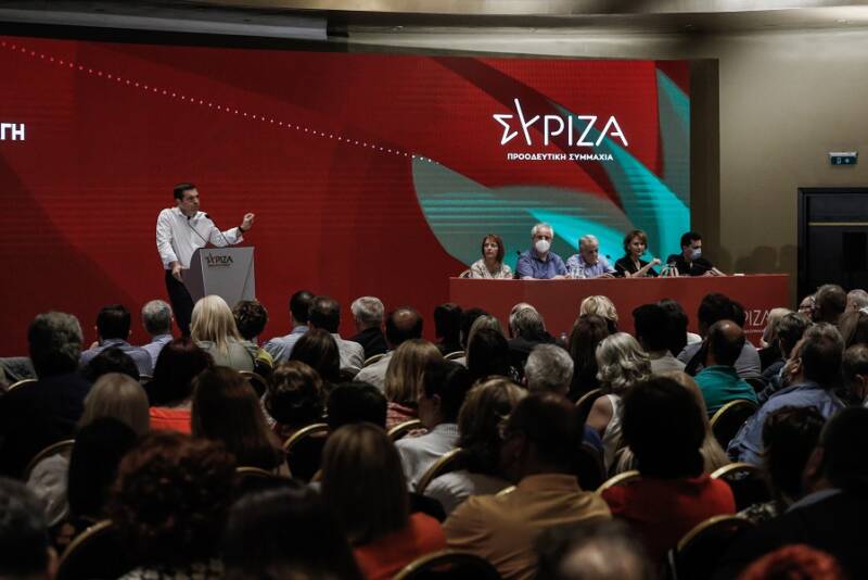  ΣΥΡΙΖΑ: Το “ιδιαίτερο” εύρημα των δημοσκοπήσεων που καθορίζει την προεκλογική στρατηγική Τσίπρα