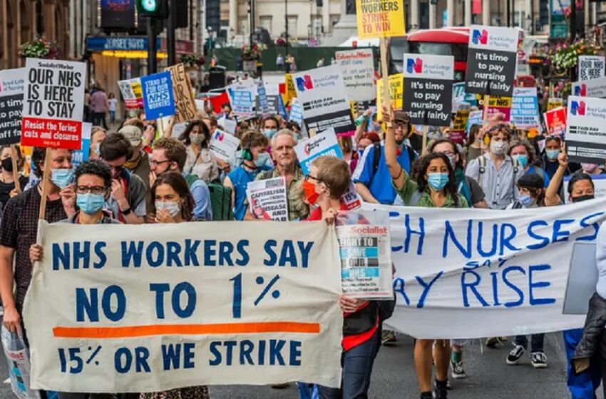  Βρετανία: Απεργία των νοσηλευτών – Η πρώτη,  μετά από 100 χρόνια – Στους δρόμους πάνω από  100.000