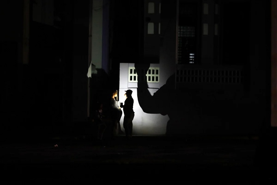 5e8bab1511ebed31f460f60e596eeeb2 XL