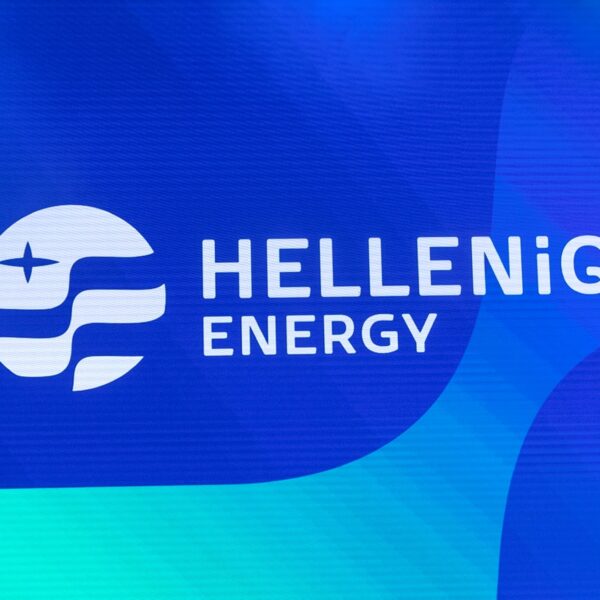 HELLENiQ ENERGY: Ανακοίνωσε μειώσεις σε βενζίνη και ντίζελ