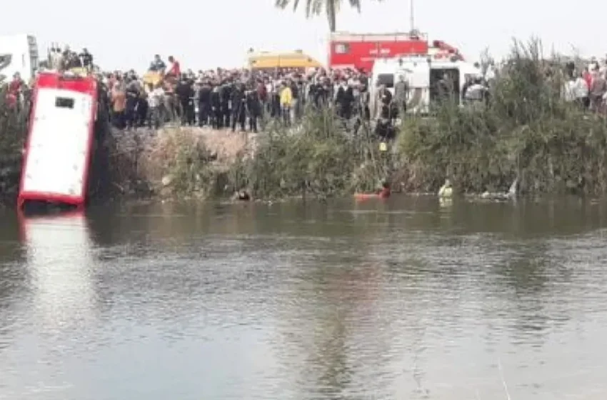  Αίγυπτος: Τουλάχιστον 19 νεκροί και έξι τραυματίες από την πτώση λεωφορείου σε κανάλι