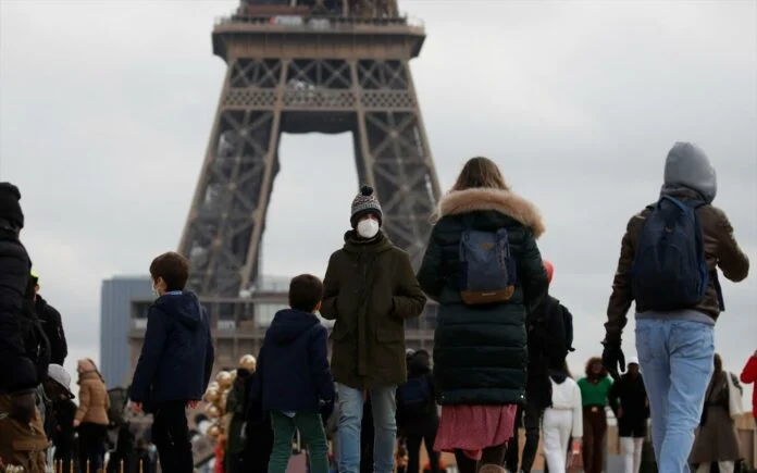  Γαλλία/Κοροναϊός: Εμβολιασμό και μάσκα στα ΜΜΜ ζητά η πρωθυπουργός