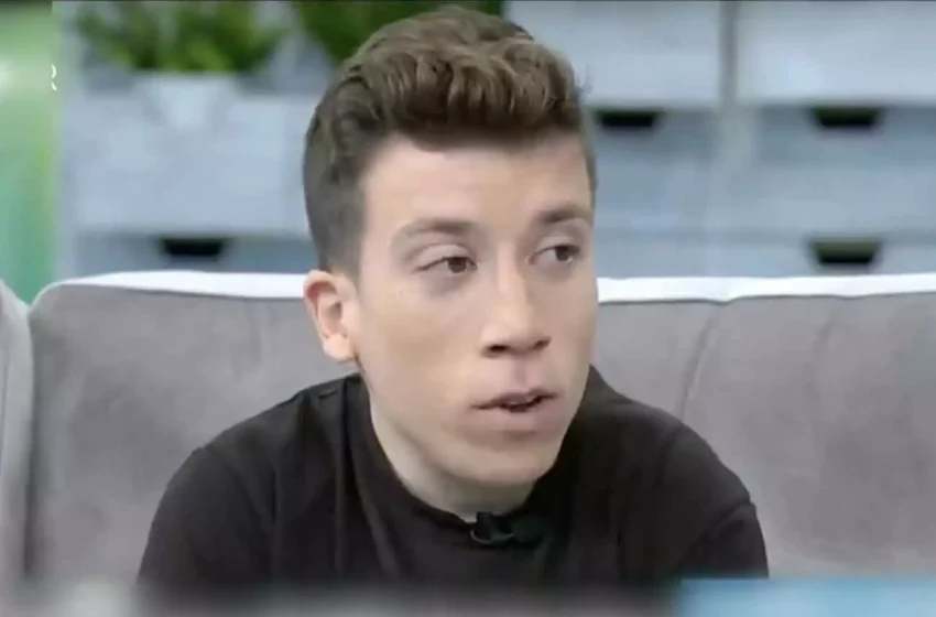  Καλαμάτα: Συγκίνηση στην κηδεία του Γιάννη Τύρου που έπασχε από σπάνια ασθένεια