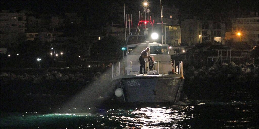 limeniko skafos nyxta