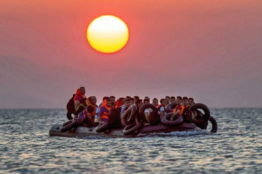  Τραγωδία στην Ιταλία: Νεκροί τουλάχιστον 40 μετανάστες σε ναυάγιο – Ανάμεσα τους ένα βρέφος