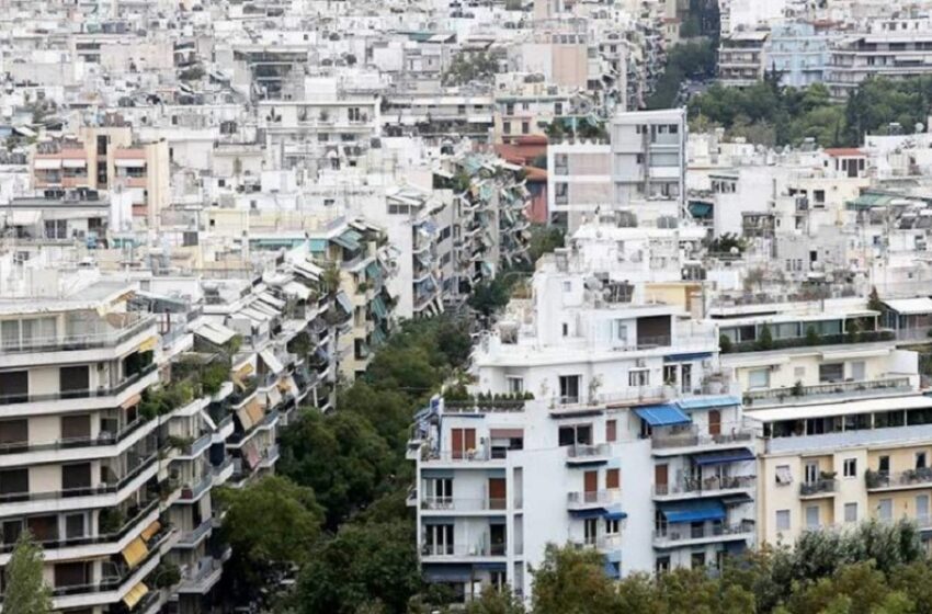  Η επιστροφή του… θυρωρού- Λίστες αναμονής σε πολυκατοικίες για το επάγγελμα που ξεχάσαμε