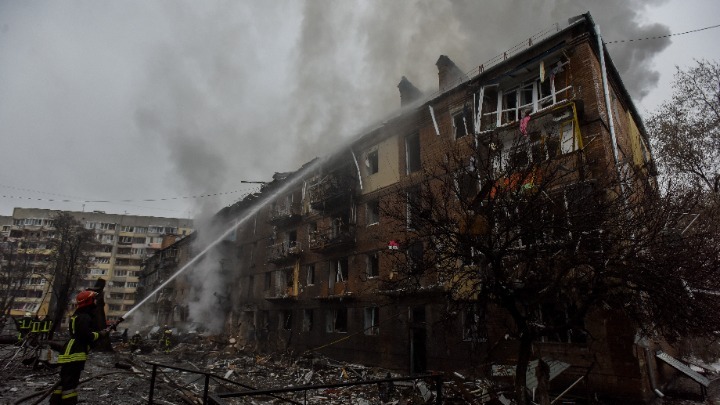  Χωρίς ηλεκτρικό ρεύμα 6 εκατομμύρια νοικοκυριά στην Ουκρανία, μετά τους ρωσικούς βομβαρδισμούς
