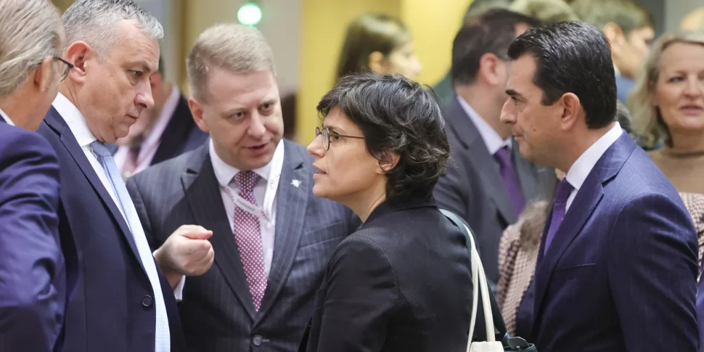 ypourgoi energeias veto plafon