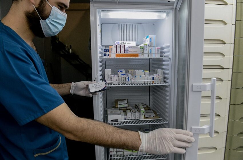  Αντιγριπικό εμβόλιο: Αντιδρούν οι γιατροί για το “τέλος” στη συνταγογράφηση