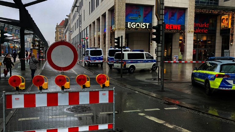  Γερμανία: Ομηρία σε εμπορικό κέντρο – Σύμφωνα με πληροφορίες, υπάρχει νεκρός