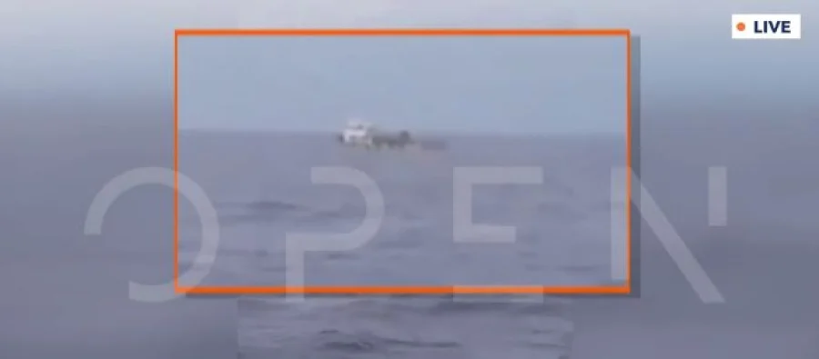 4890eb9743adc7645b8243ed3c0a8c39 L