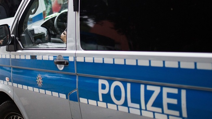  Γερμανία: Άνδρας έπεσε με το αυτοκίνητό του σε πεζούς – Αναφορές για τραυματίες
