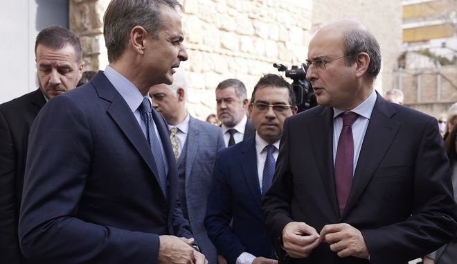  Ηλιόπουλος: “Καλό κουράγιο στον κ. Μητσοτάκη αν σκοπεύει να εμφανίζεται με κάθε έναν που παρακολουθούσε”