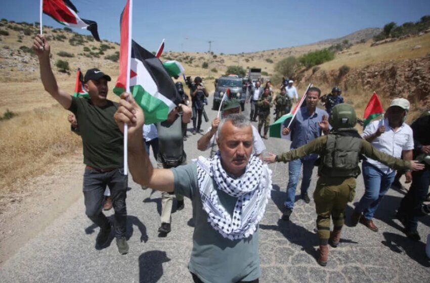  Δυτική Όχθη: Δεκάδες τραυματίες σε συγκρούσεις με τις δυνάμεις κατοχής