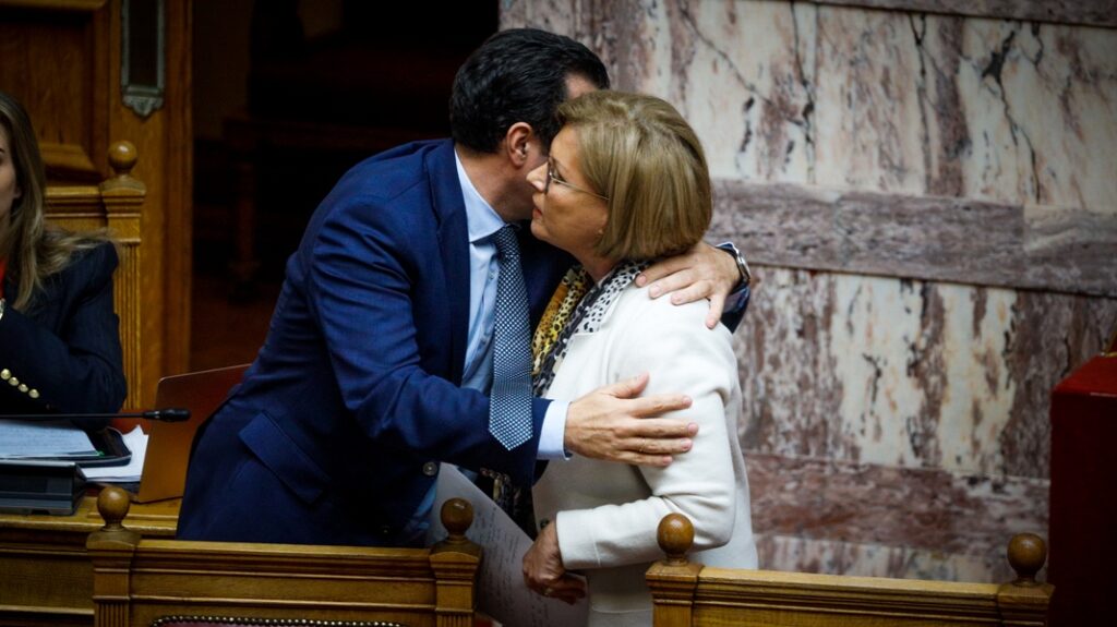 ΠΛΕΥΡΗΣ ΓΚΑΓΚΑ