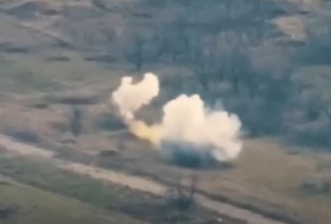  Βίντεο: Η στιγμή που ομάδα Ρώσων στρατιωτών συνθλίβεται από πύραυλο (σκληρές εικόνες)