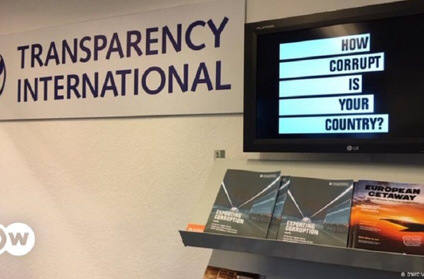  Qatargate – Διεθνής Διαφάνεια: Ζητά έρευνα για Φον Ντερ Λάιεν και Αβραμόπουλο