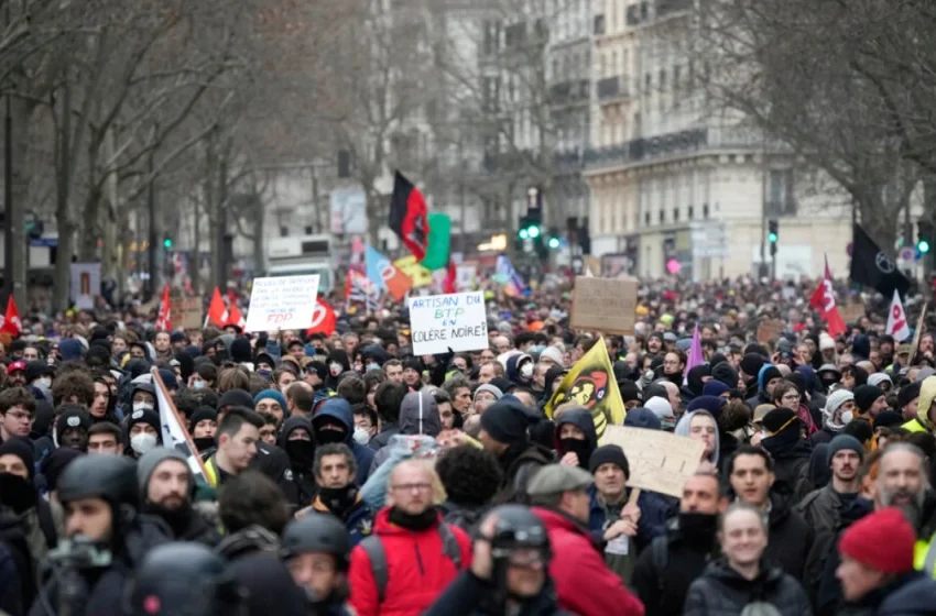  Μεγάλες διαδηλώσεις στη Γαλλία για το συνταξιοδοτικό: 250 σε μία μέρα, 500.000 άνθρωποι στο Παρίσι (εικόνες, vid)