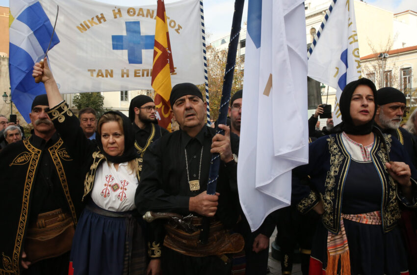  Ήταν πολύς ή λίγος ο κόσμος στην …ιδιωτική κηδεία;