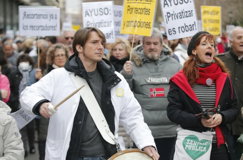 Ισπανία: Δεκάδες χιλιάδες υγειονομικοί διαδήλωσαν στην Μαδρίτη