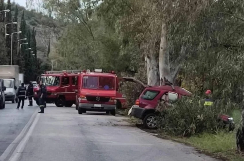  Σοβαρό τροχαίο στην Καισαριανή – Απεγκλωβίστηκε μια γυναίκα