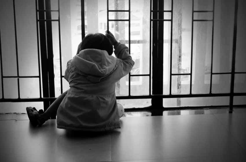  Βρετανία: Το BBC καταγγέλλει κακοποίηση παιδιών σε κέντρα φροντίδας – Αξιολογήθηκαν ως κατάλληλα
