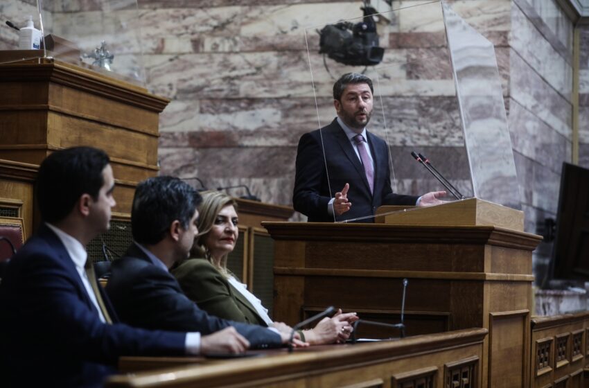  Εξελίξεις στο ΠΑΣΟΚ: Ο δύσκολος χειμώνας Ανδρουλάκη – Αποχωρήσεις, εσωστρέφεια, παλινωδίες πολιτικής στόχευσης