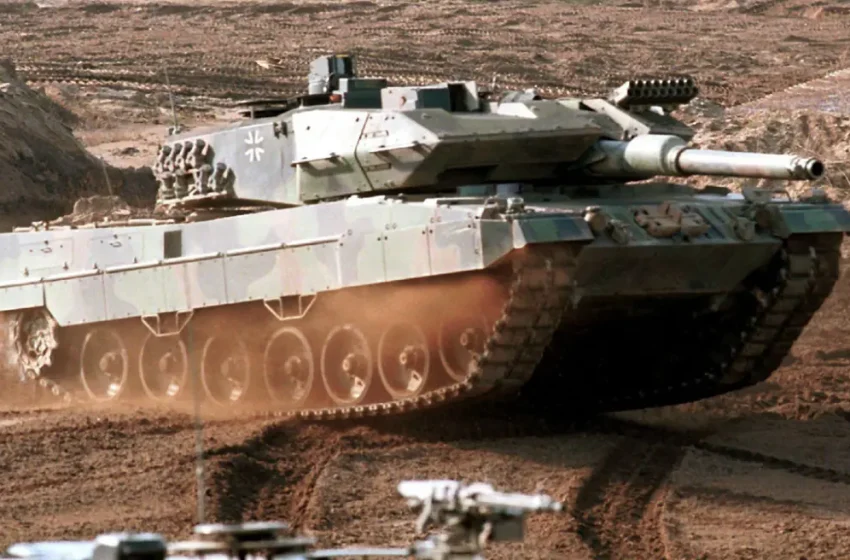  Der Spiegel: Η Γερμανία παραδίδει τελικά άρματα μάχης Leopard στην Ουκρανία – Προτρέπει και άλλες χώρες να πράξουν το ίδιο