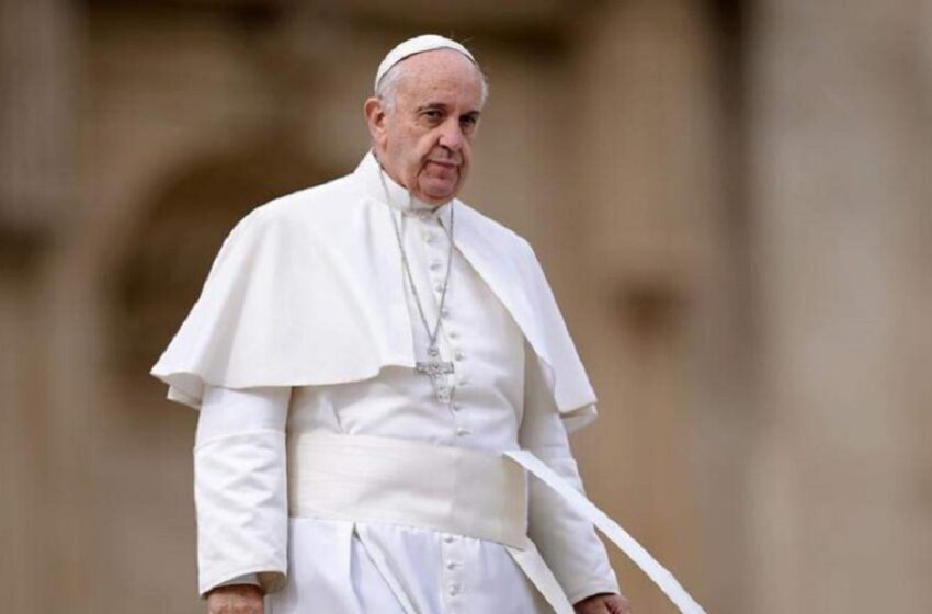  Πάπας Φραγκίσκος:Έγκλημα κατά του Θεού και της ανθρωπότητας οι βομβαρδισμοί αμάχων στην Ουκρανία