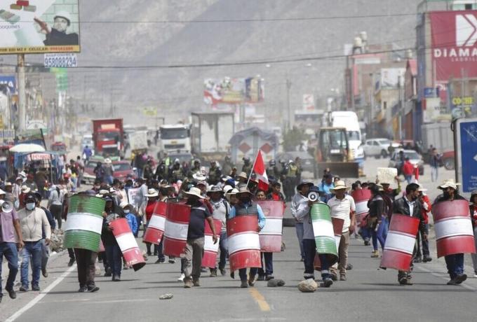  Κρίση στο Περού: Νέες πολύνεκρες συγκρούσεις