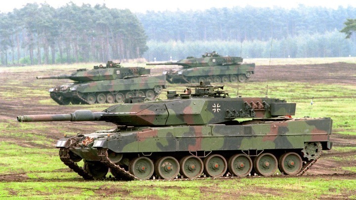  Γερμανία: Το νωρίτερο το 2024 θα μπορούσαν να παραδοθούν άρματα Leopard στην Ουκρανία, δηλώνει ο επικεφαλής της Rheinmetall