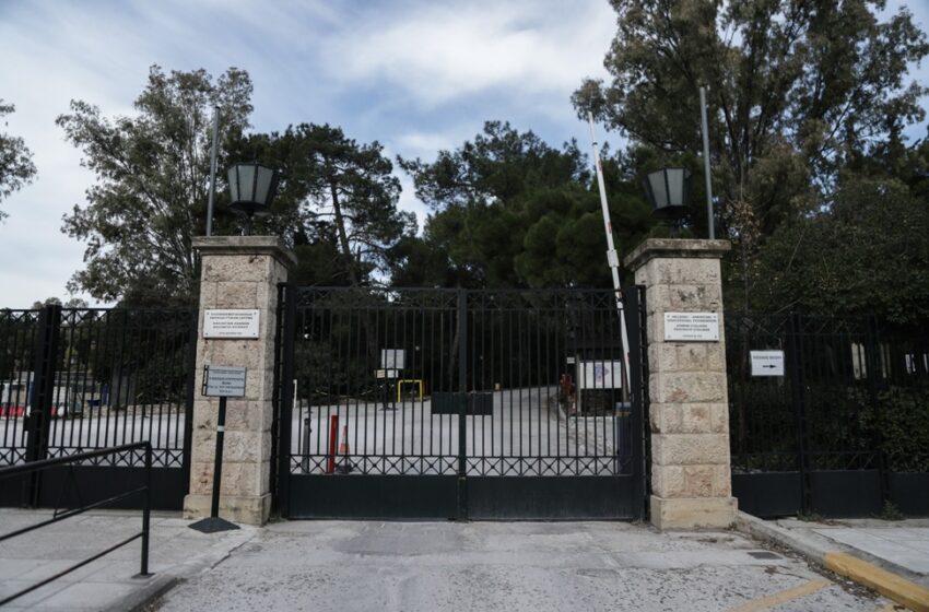  Κολλέγιο Αθηνών: “Το σχολείο εφάρμοσε το προωτόκολλο για την παρουσία δύο εξωσχολικών “