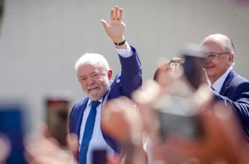  Ιστορική επιστροφή του Ινάσιο Λούλα στην ηγεσία της Βραζιλίας – Ορκίστηκε πρόεδρος μετά το 2010
