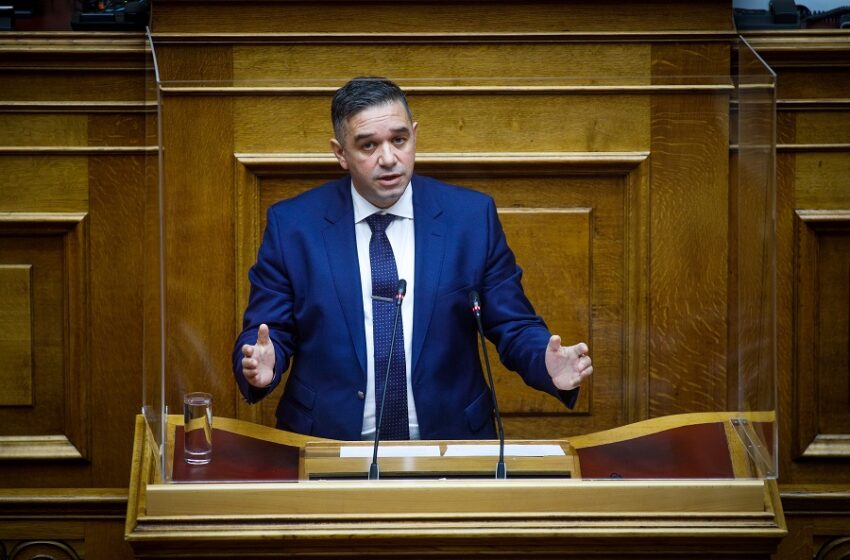  Παραιτήθηκε ο βουλευτής της ΝΔ Θέμης Χειμάρας μετά τις αποκαλύψεις για δουλειές από το δημόσιο