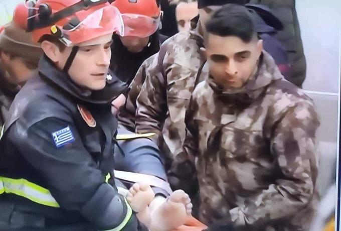  Τουρκία: Στην ΕΜΑΚ ο γιος του πυροσβέστη που έσωσε τον μικρό Ανδρέα στο Αίγιο (vid)