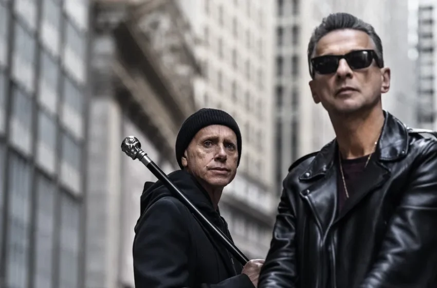  Ghosts Again: Οι Depeche Mode επιστρέφουν με ένα τραγούδι- φόρο τιμής στον Andrew Fletcher- Εμπνευσμένο από την “7η σφραγίδα” του Μπέργκμαν (vid)