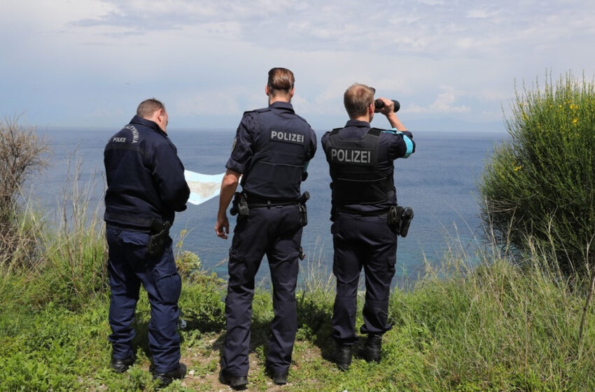  NYT: Ο επικεφαλής δικαιωμάτων της Frontex ζητεί αναστολή επιχειρήσεων στην Ελλάδα επικαλούμενος παράνομες επαναπροωθήσεις