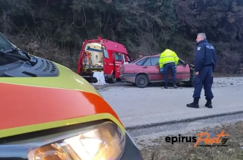  Τραγωδία στα Ιωάννινα: Δύο νεκροί μετά από σύγκρουση ΙΧ με ασθενοφόρο (εικόνες)