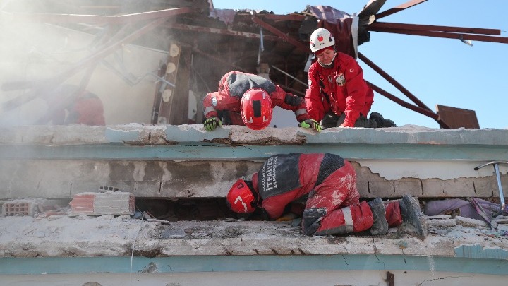  Σεισμός: Ξεπερνά τους 17.500 ο αριθμός των νεκρών σε Τουρκία και Συρία – ΠΟΥ: Θα αυξηθούν κατά πολύ