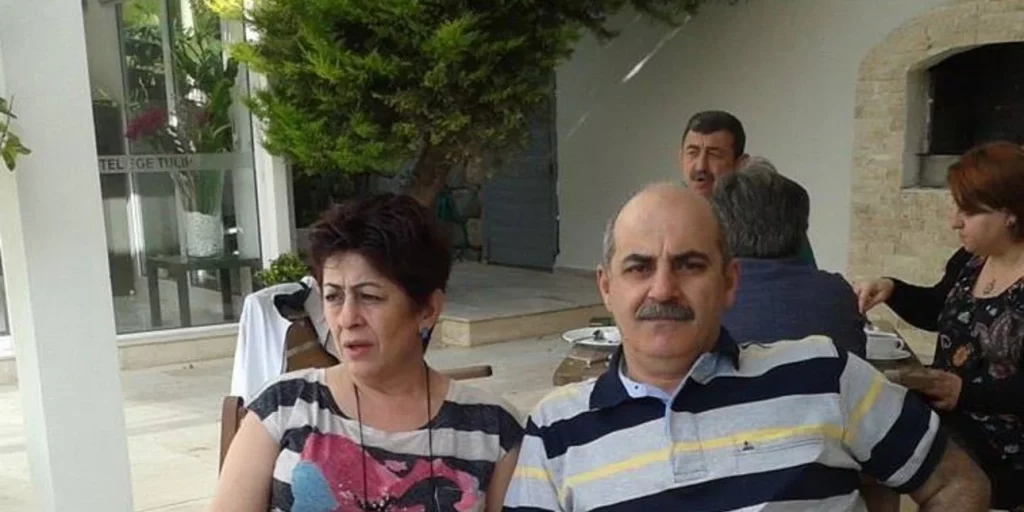 tourkia nekroi ellines agnooumenoi seismos antioxeia