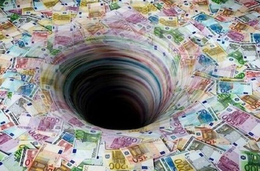  Ξεπερνάει τα 400 δισ. ευρώ το δημόσιο χρέος της χώρας – Είναι πάνω και από τον ” στόχο ” του ΥΠΟΙΚ